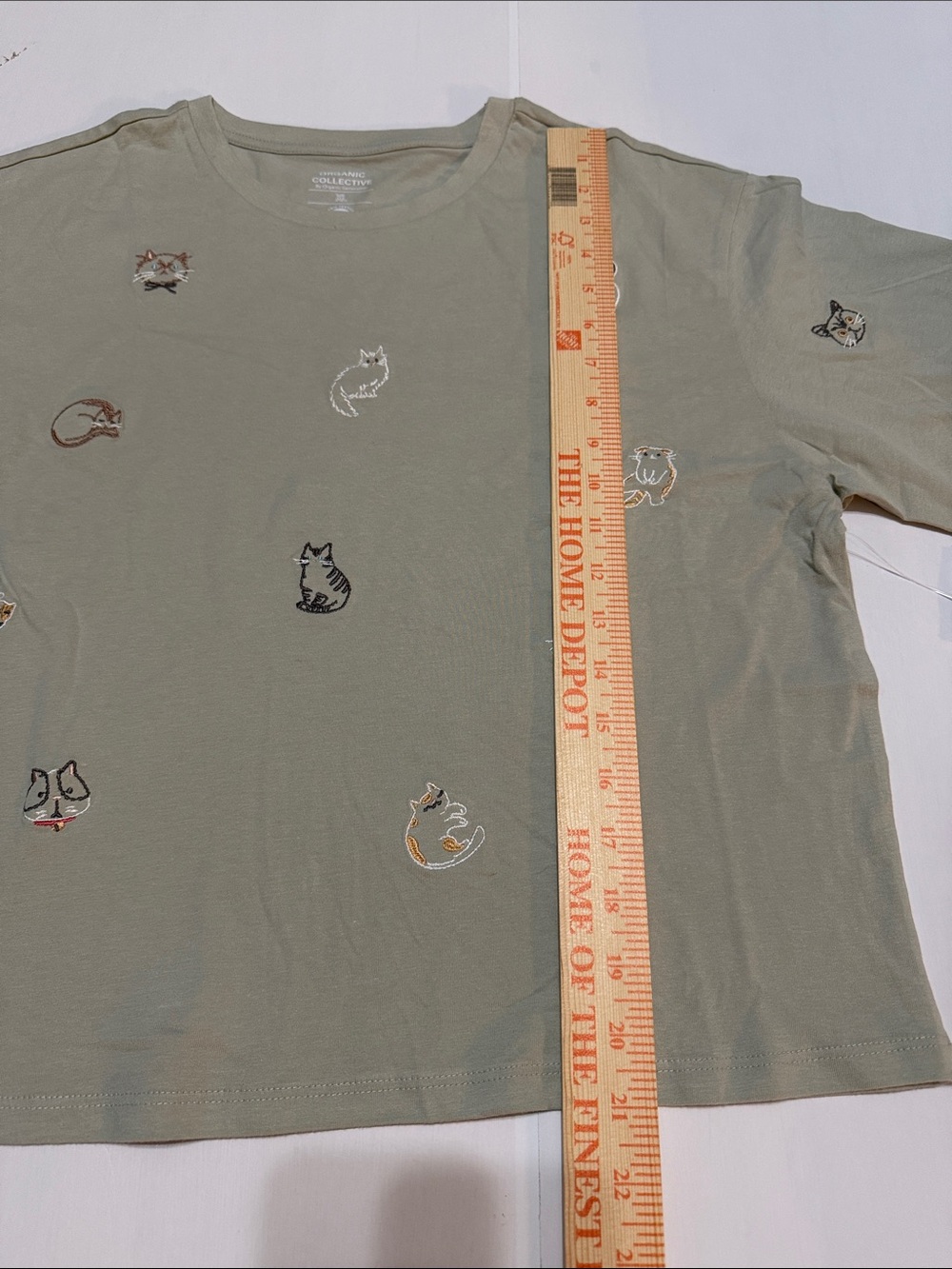Organic Collective Embroidered Cat Cotton Tee in Sage Green XL NWT - Picture 4 of 8